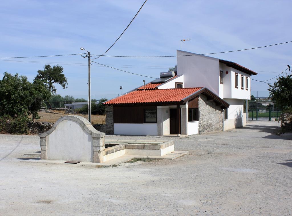 Casa Do Ferrador Vila Mirandela Exterior foto